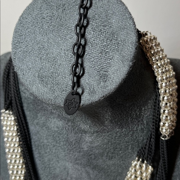 Unique Black and Silver long Necklace. Wear long or doubled. - Picture 7 of 10